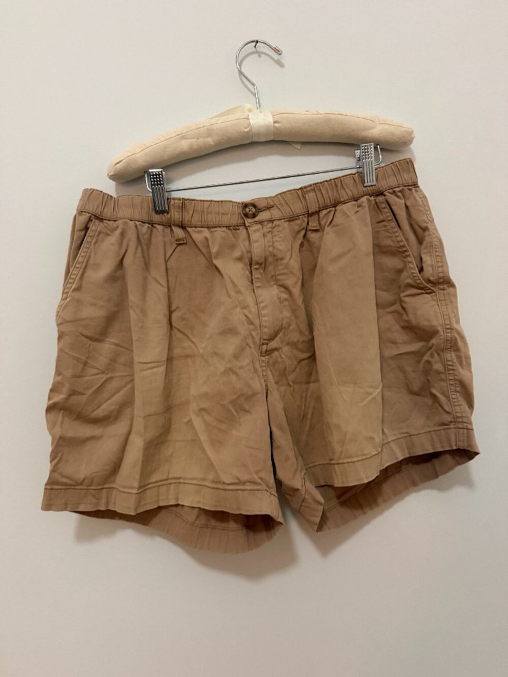 Chubbies Originals Khaki Tan Elastic Waist Casual Shorts XL